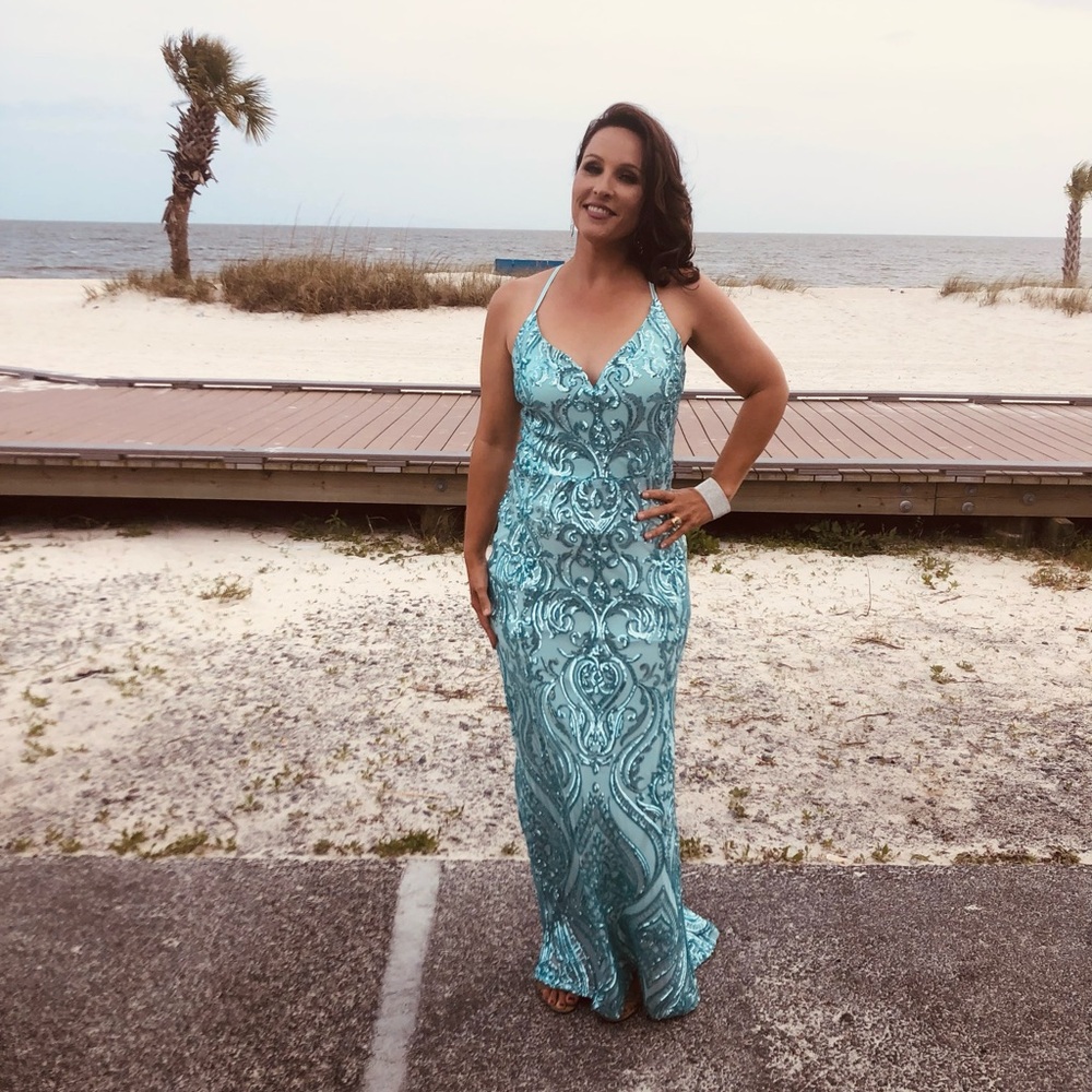 COPY - Size large Windsor ballgown. Only worn once to a real estate Gala. Like …